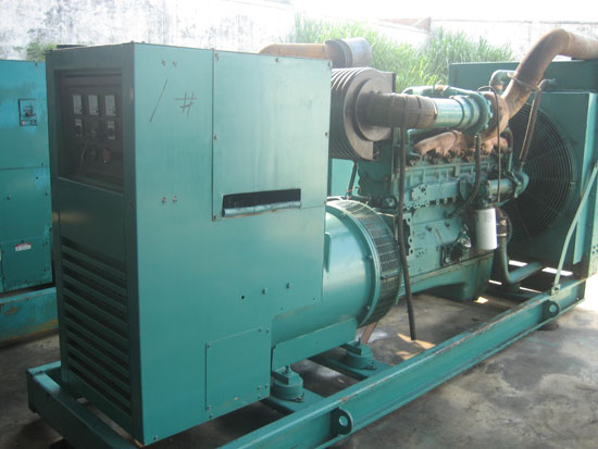 扶沟出租发电机-发电机组购买指南都有哪些
